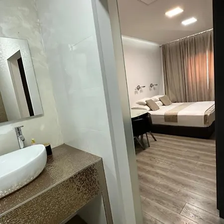 Lomara Guest house