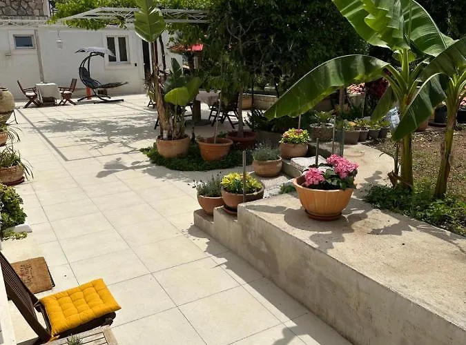 罗马拉公寓 招待所